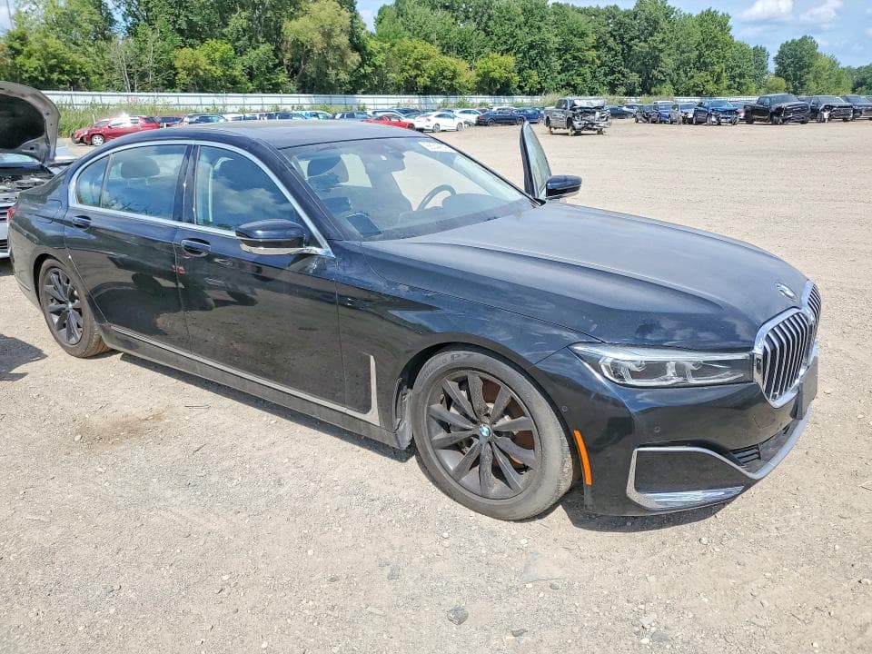 2020 BMW 740 XI 4