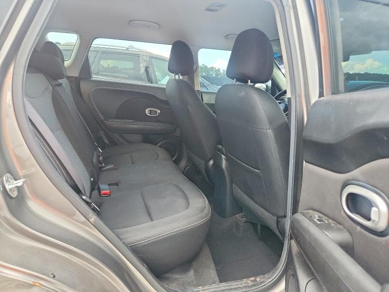 2017 KIA SOUL + 10