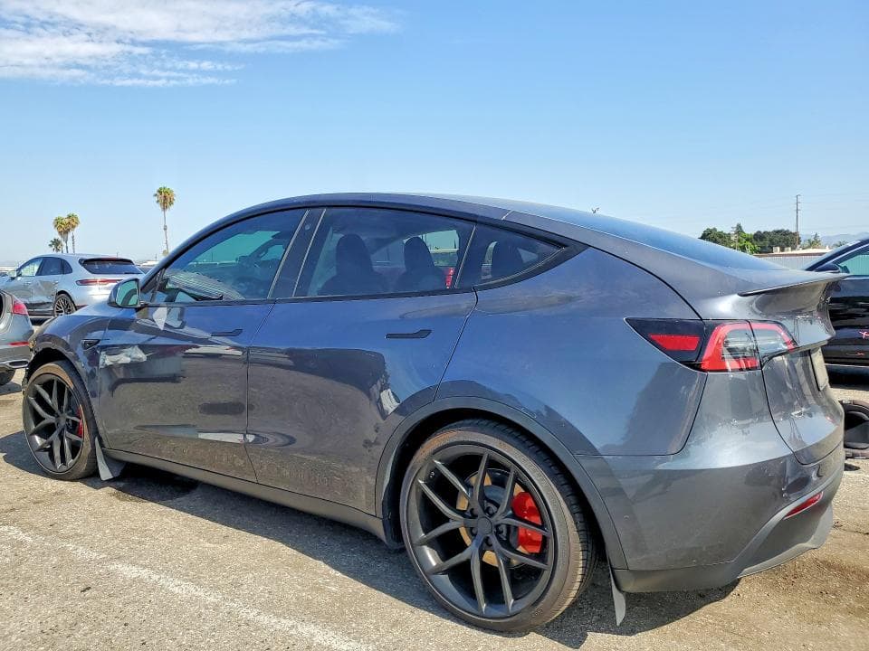 2023 TESLA MODEL Y 2