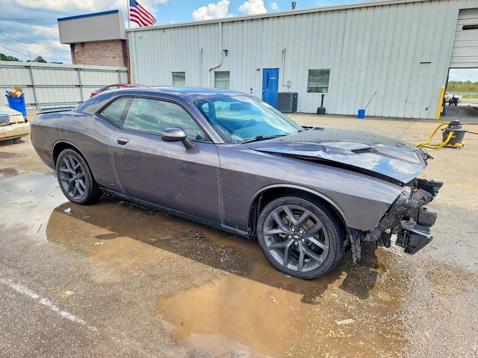 2019 DODGE CHALLENGER SXT 4