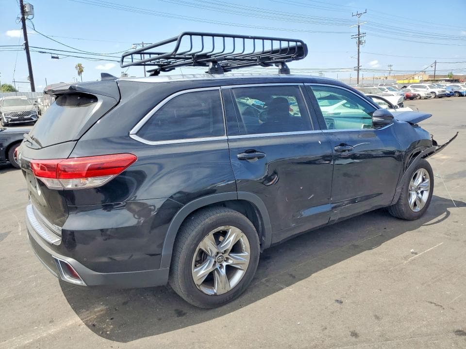 2017 TOYOTA HIGHLANDER LIMITED 3