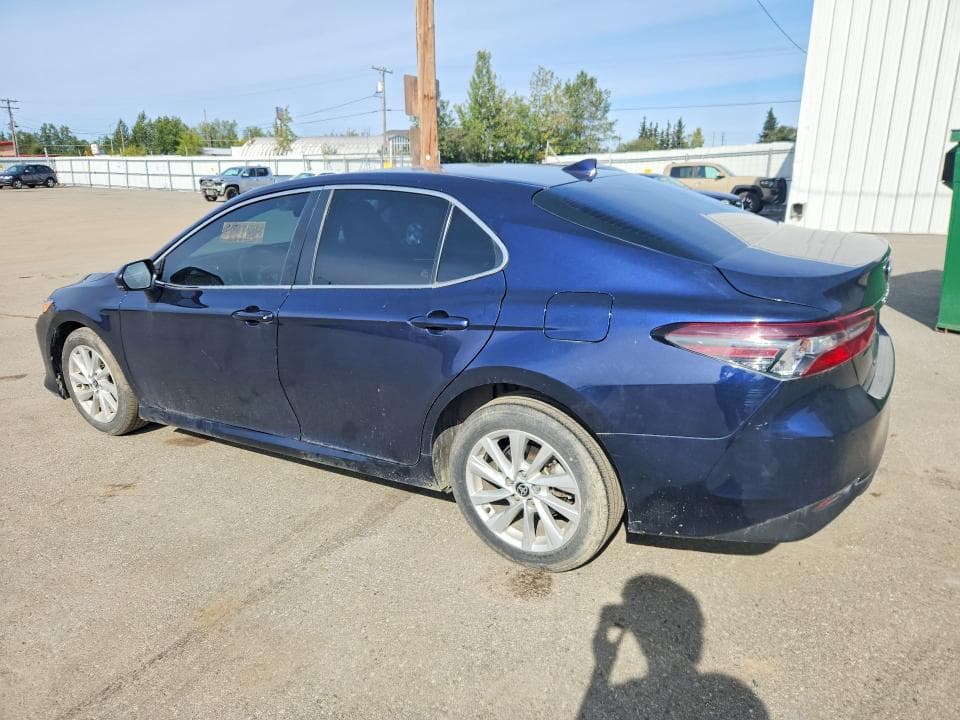 2022 TOYOTA CAMRY LE 2