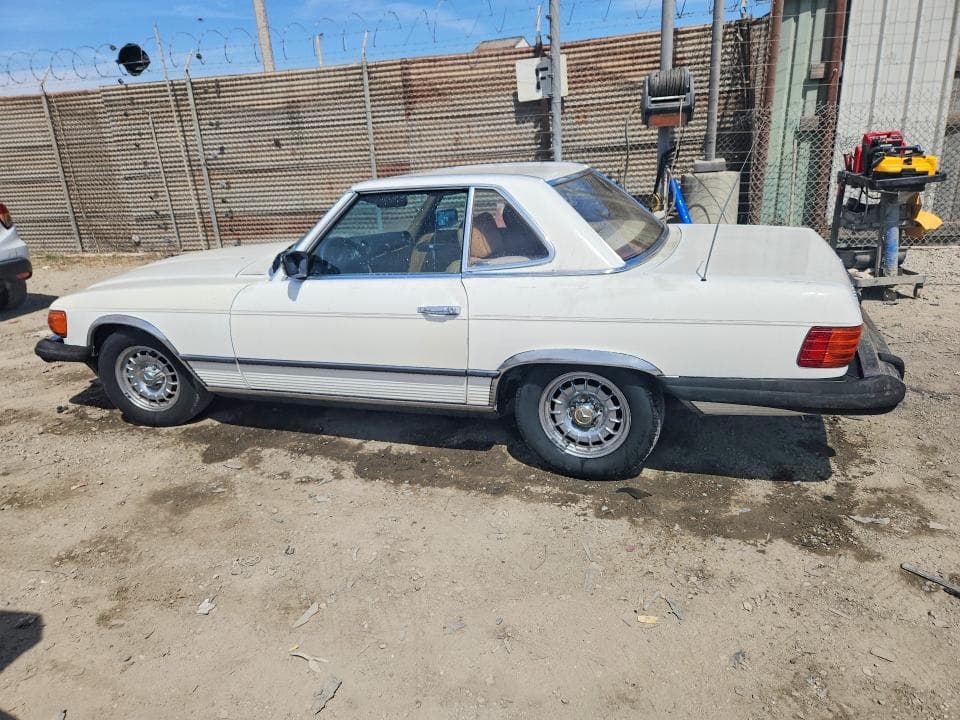 1984 MERCEDES-BENZ 380 SL 2