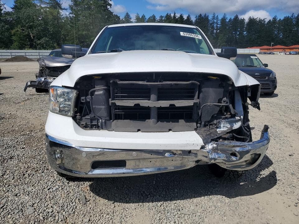 2019 RAM 1500 CLASSIC SLT 5
