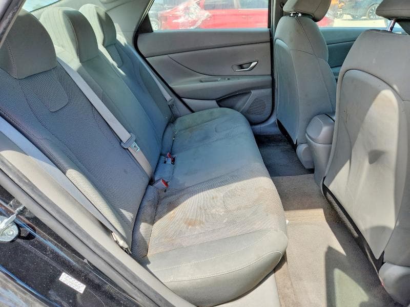 2023 HYUNDAI ELANTRA SE 10