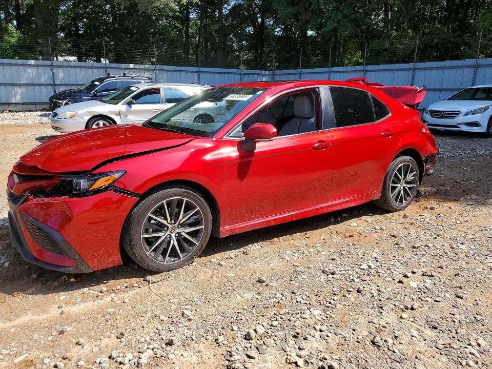 2022 TOYOTA CAMRY HYBRID SE - 1