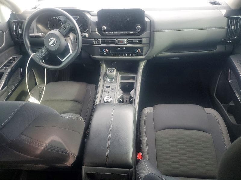 2024 NISSAN PATHFINDER S 8