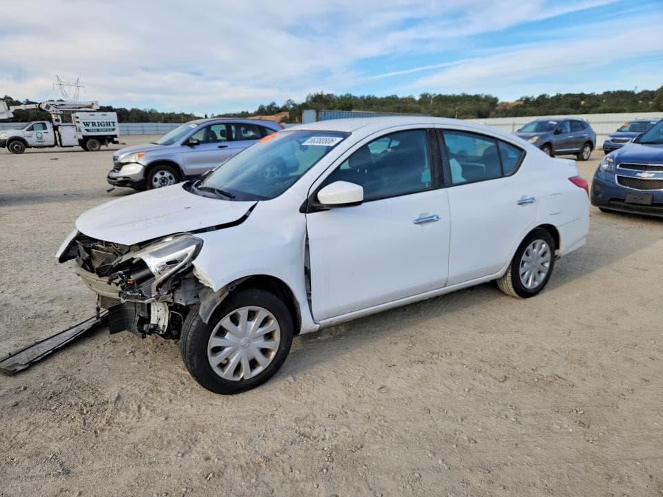 2019 NISSAN VERSA SV - 1