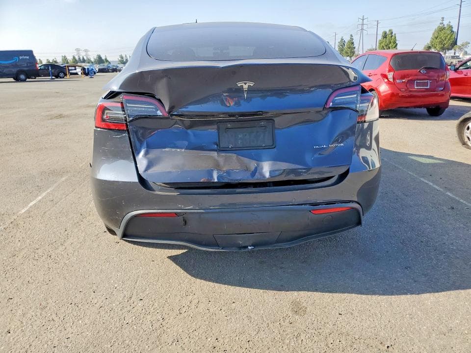 2021 TESLA MODEL Y 6