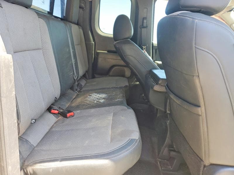 2017 NISSAN TITAN S 10