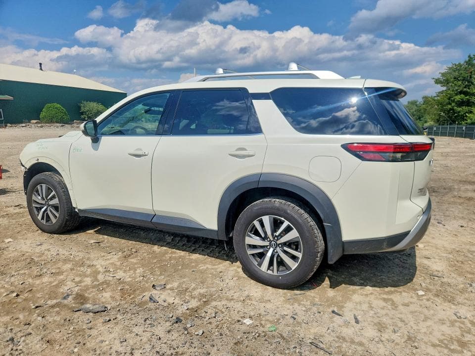 2024 NISSAN PATHFINDER SL 2