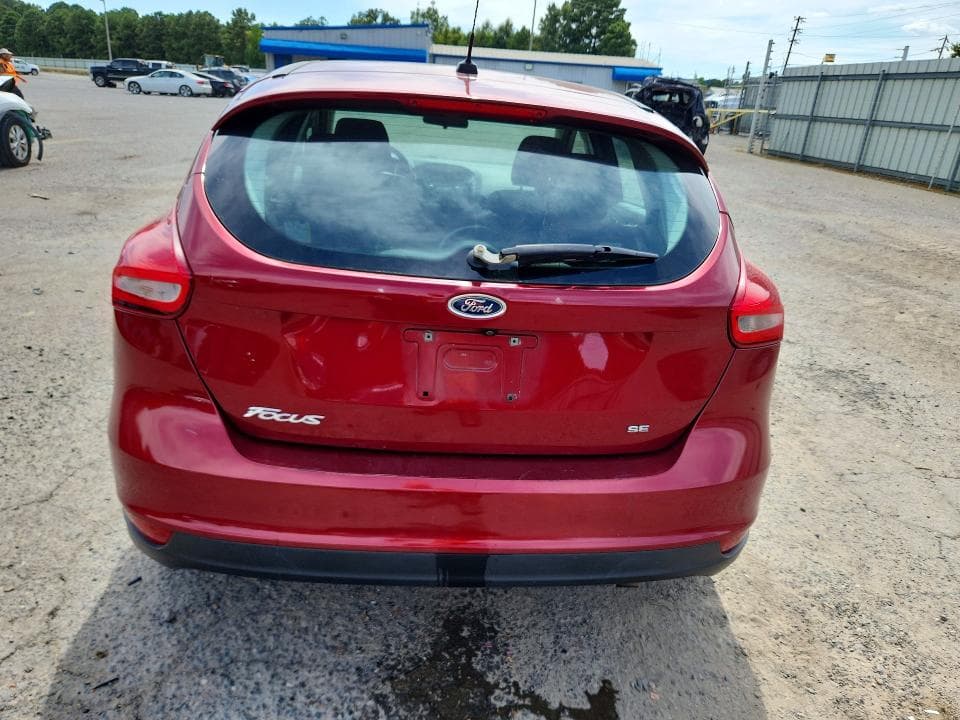 2017 FORD FOCUS SE 6