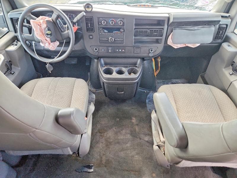 2018 CHEVROLET EXPRESS G3500 LT 8