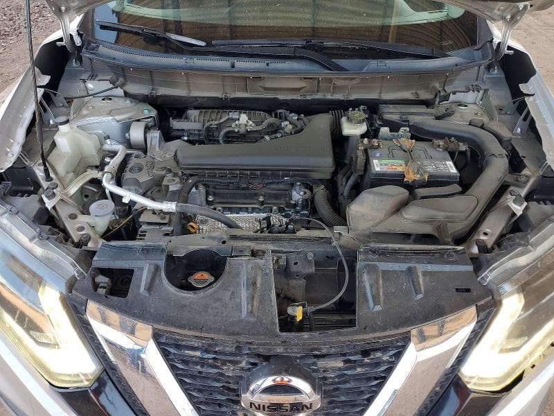 2017 NISSAN ROGUE SV 12