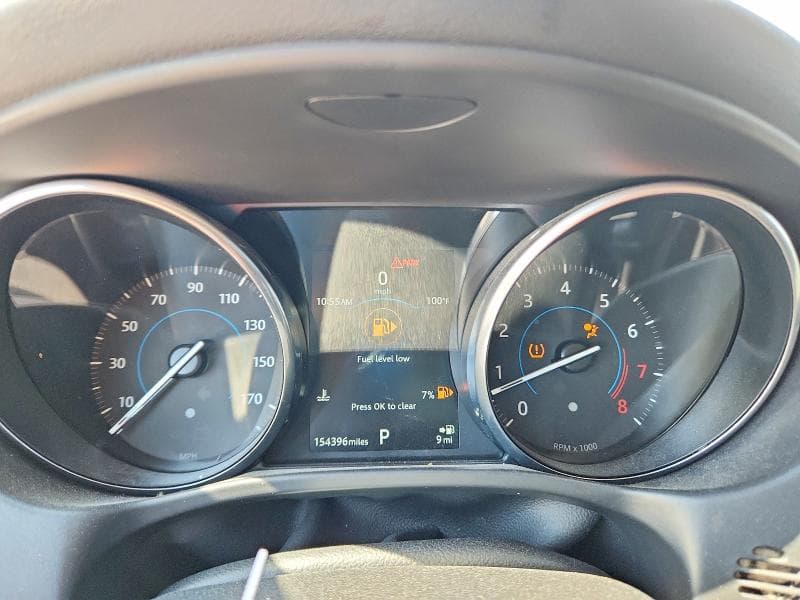 2018 JAGUAR XE PREMIUM 9