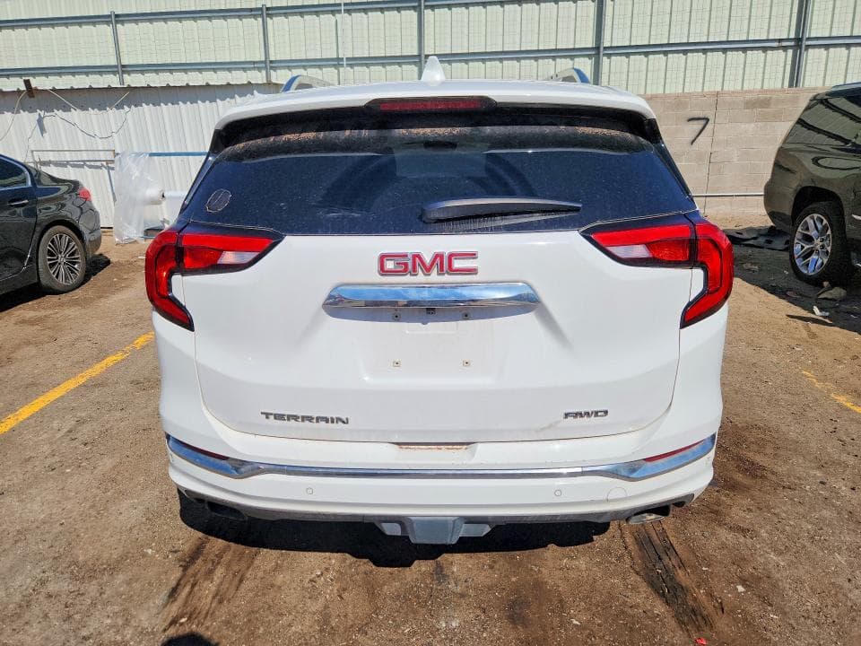 2018 GMC TERRAIN DENALI 6
