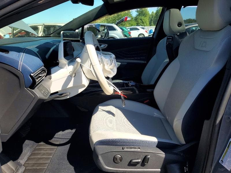 2023 VOLKSWAGEN ID.4 PRO S 7