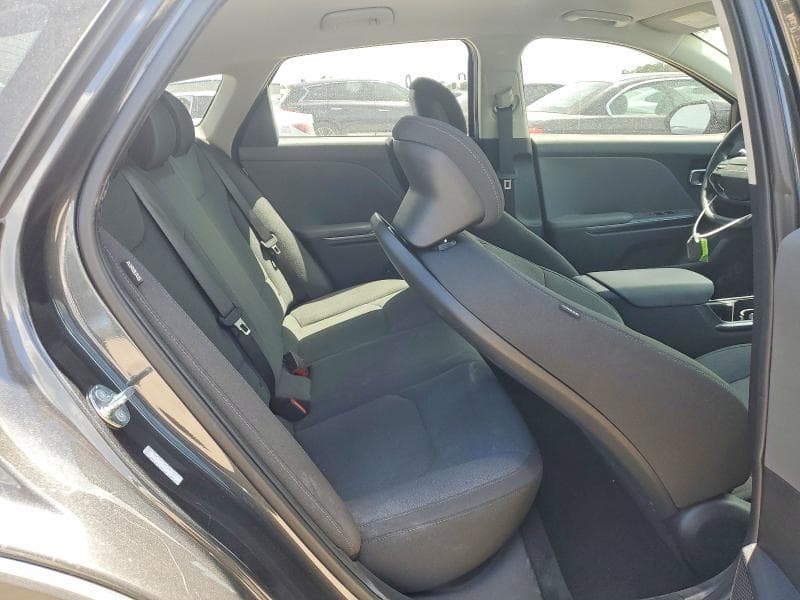 2025 KIA K4 LX 10
