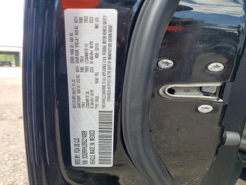 2024 RAM 3500 BIG HORN 12