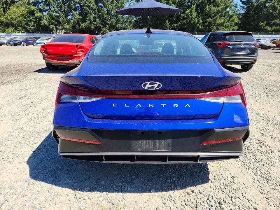 2024 HYUNDAI ELANTRA SEL 6