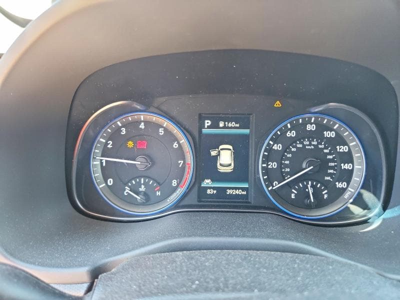 2021 HYUNDAI KONA SE 9