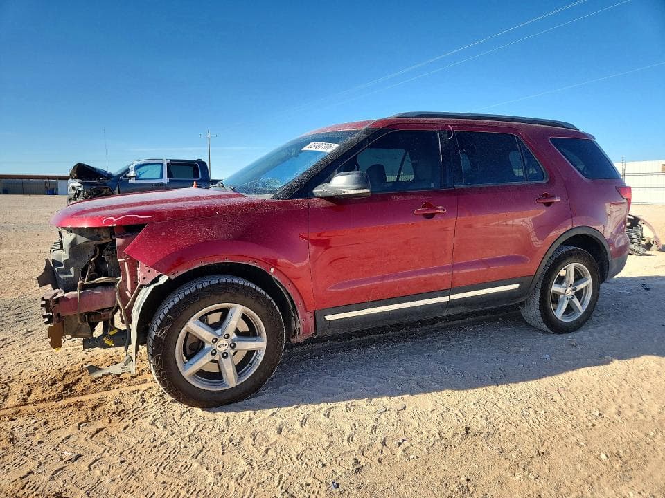 2017 FORD EXPLORER XLT - 1