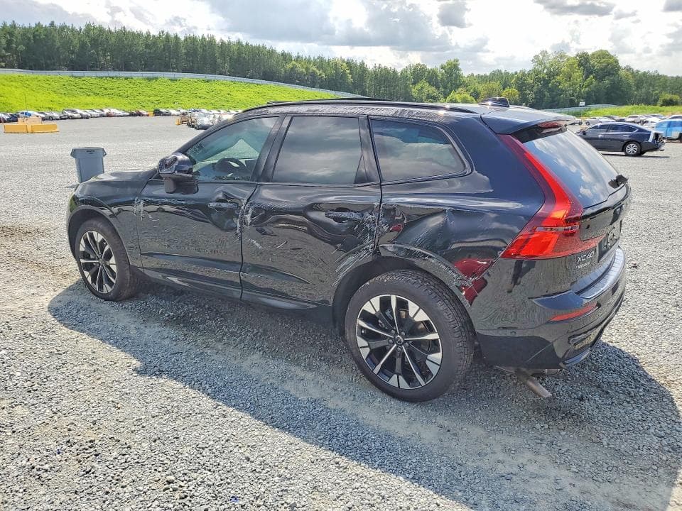 2026 VOLVO XC60 PLUS 2