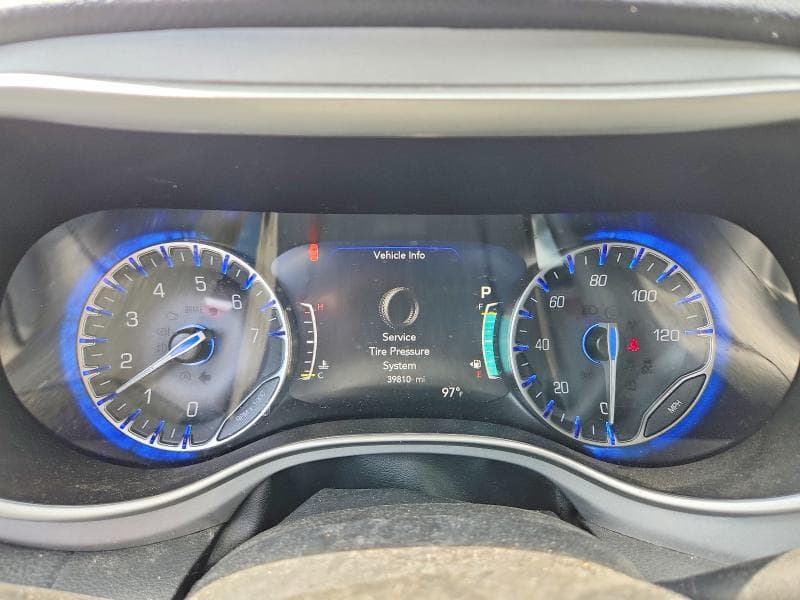2024 CHRYSLER PACIFICA TOURING L 9