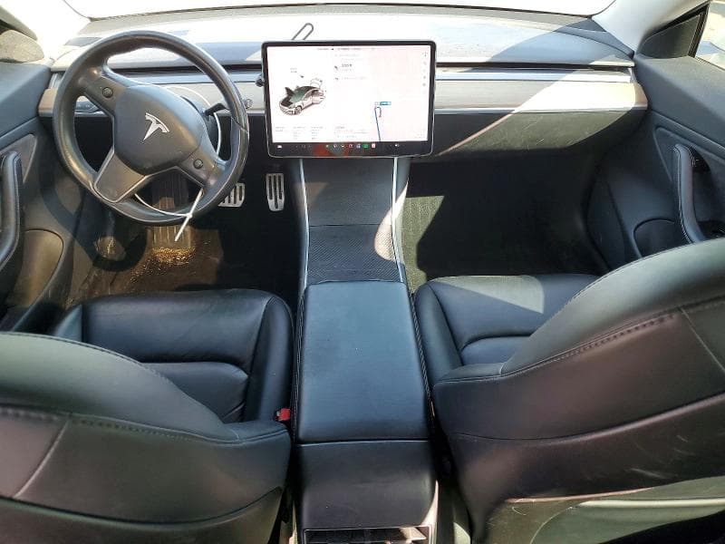 2018 TESLA MODEL 3 8