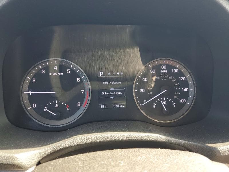 2017 HYUNDAI TUCSON SE 9