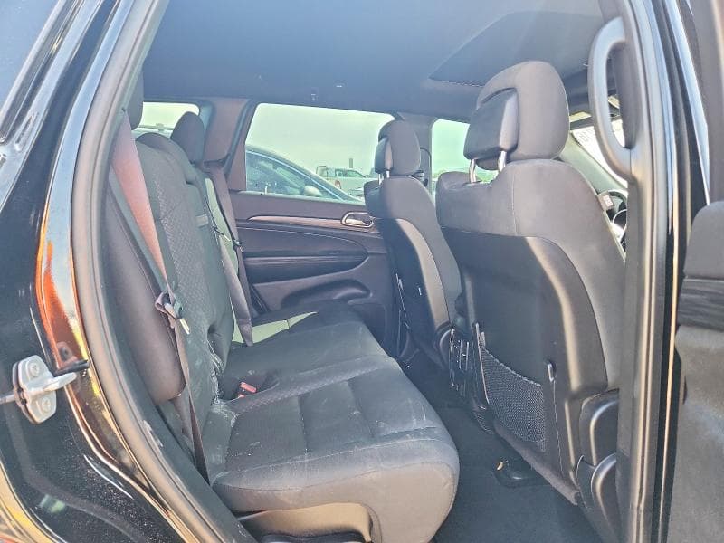 2019 JEEP GRAND CHEROKEE LAREDO 11