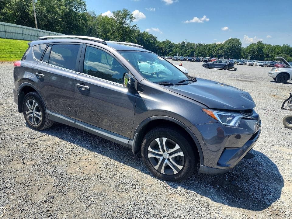 2017 TOYOTA RAV4 LE 4