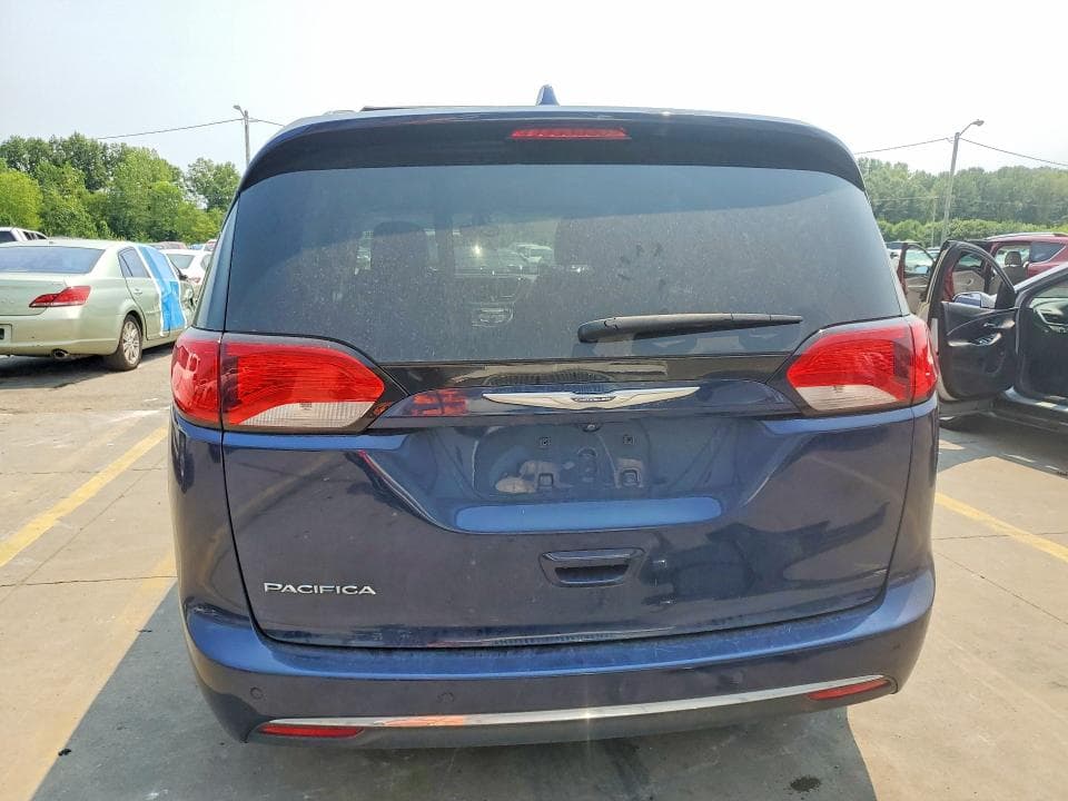 2018 CHRYSLER PACIFICA TOURING L 6