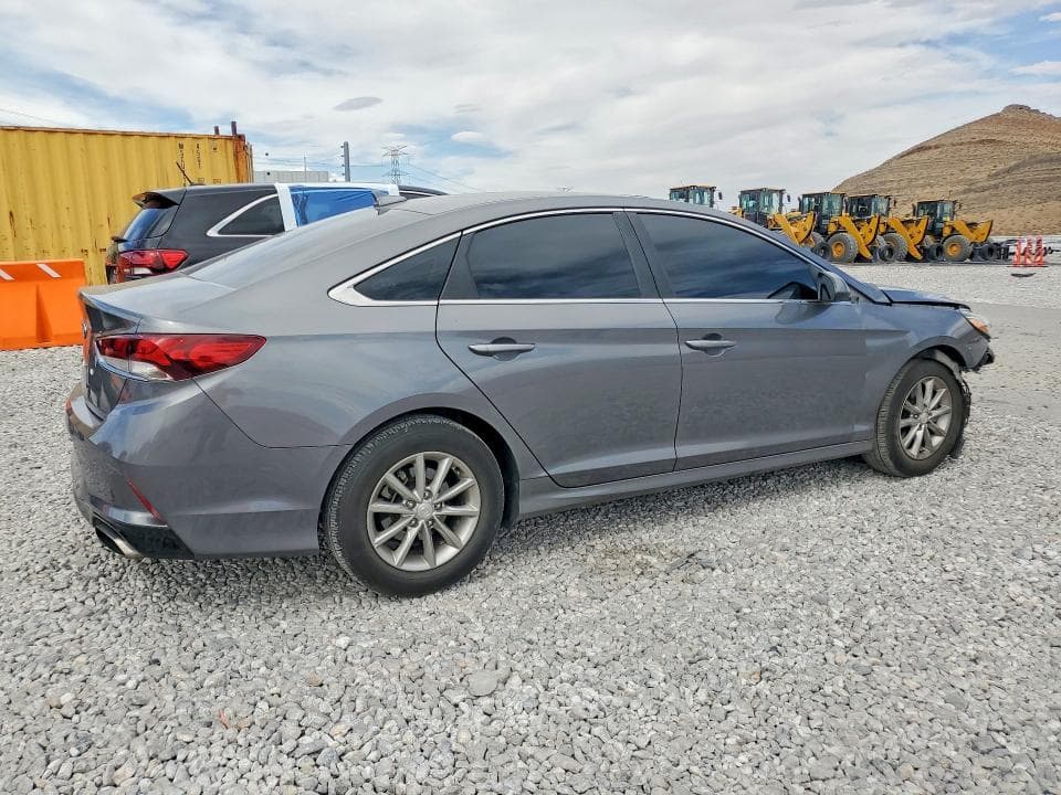 2019 HYUNDAI SONATA SE 3
