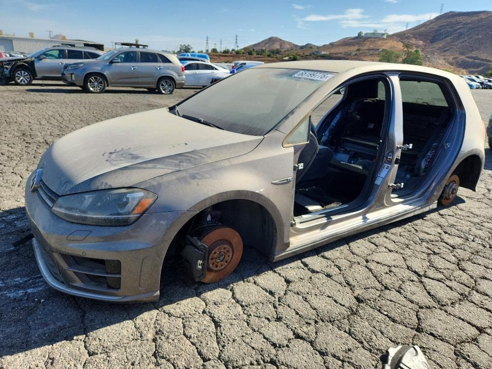 2017 VOLKSWAGEN GOLF R