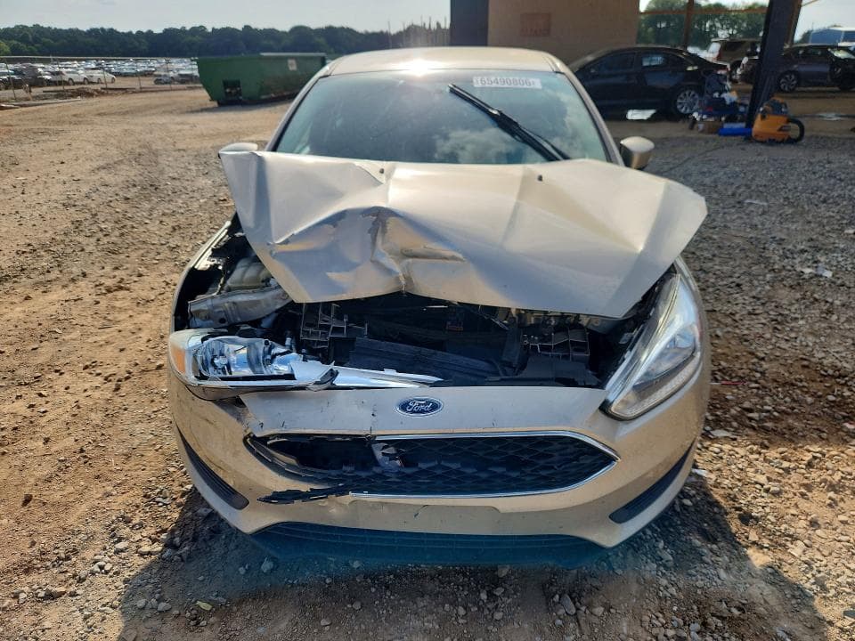 2017 FORD FOCUS SE 5