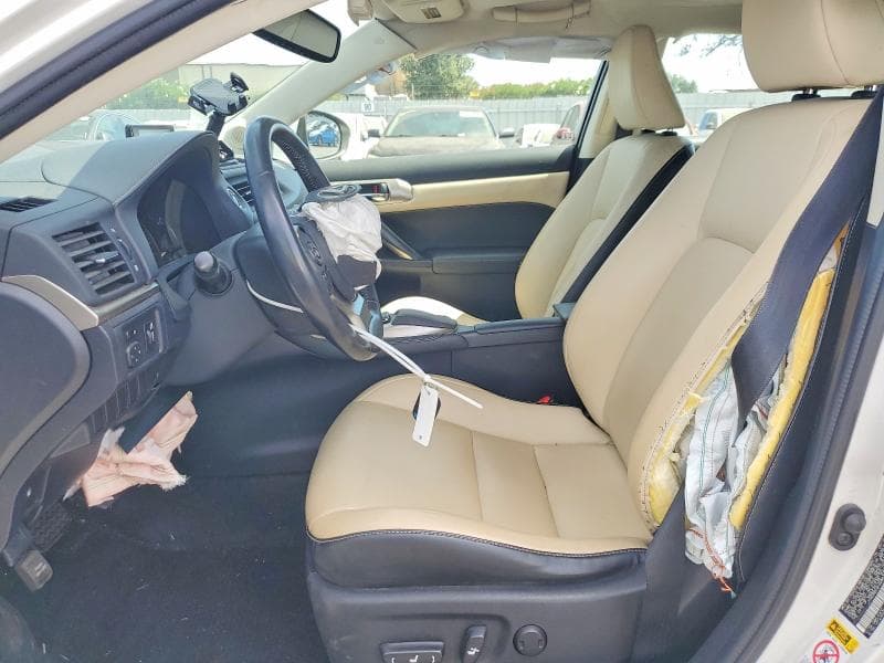 2017 LEXUS CT 200 7