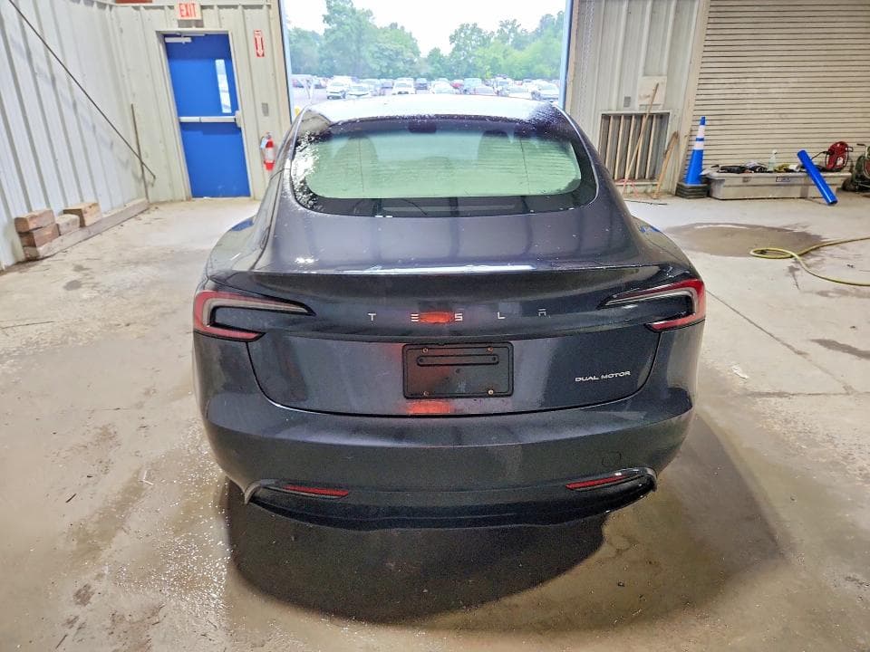2024 TESLA MODEL 3 6