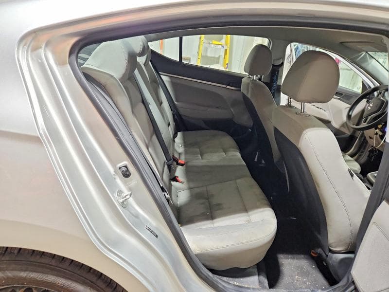 2017 HYUNDAI ELANTRA SE 10