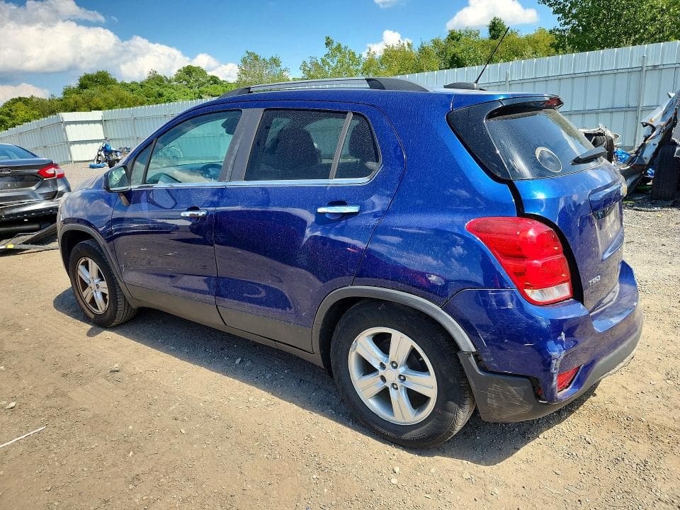 2017 CHEVROLET TRAX 1LT 2