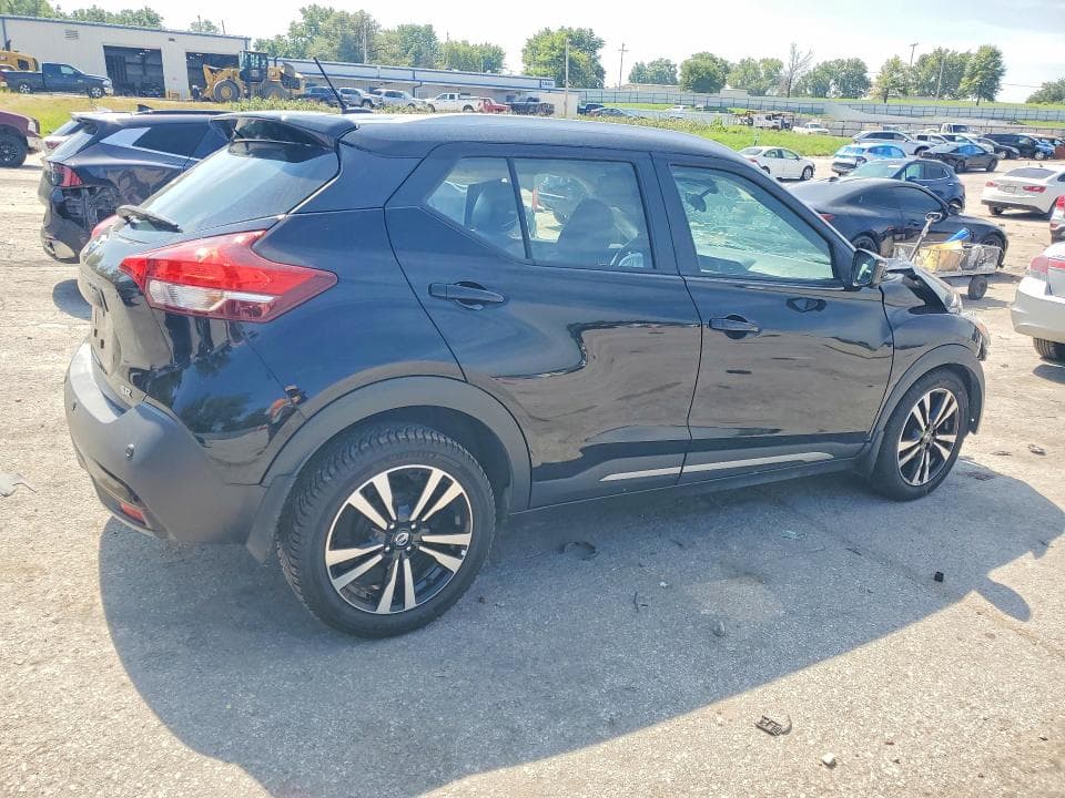 2020 NISSAN KICKS SR 3