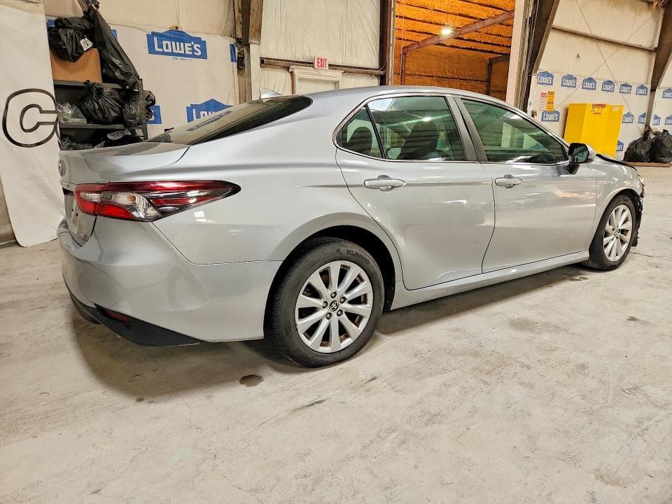 2021 TOYOTA CAMRY LE 3