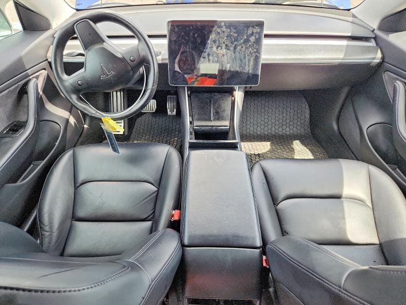 2018 TESLA MODEL 3 8