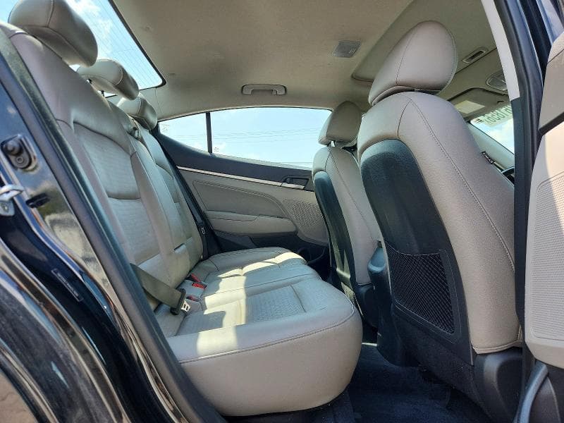2017 HYUNDAI ELANTRA LIMITED 10