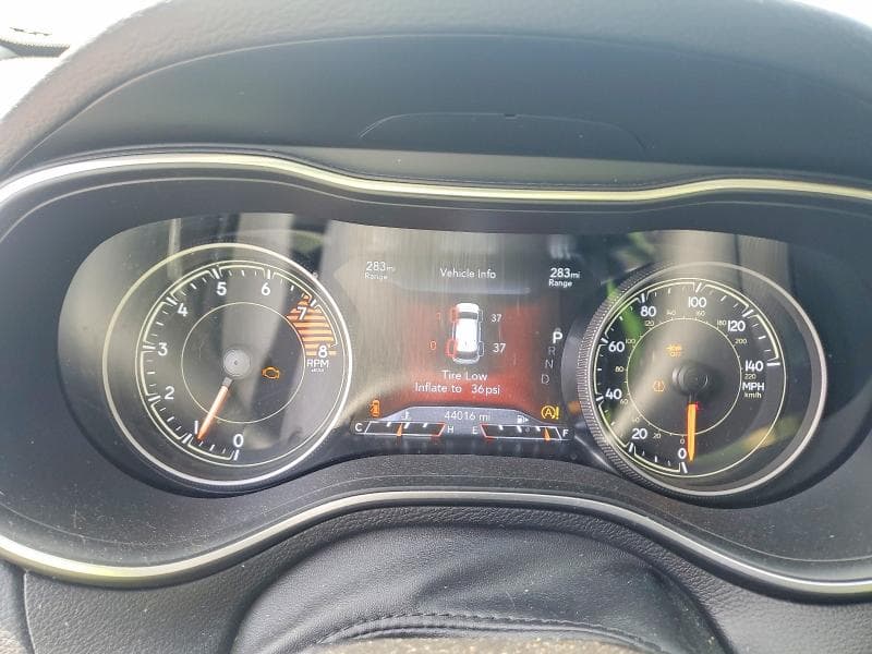 2021 JEEP CHEROKEE LATITUDE LUX 9