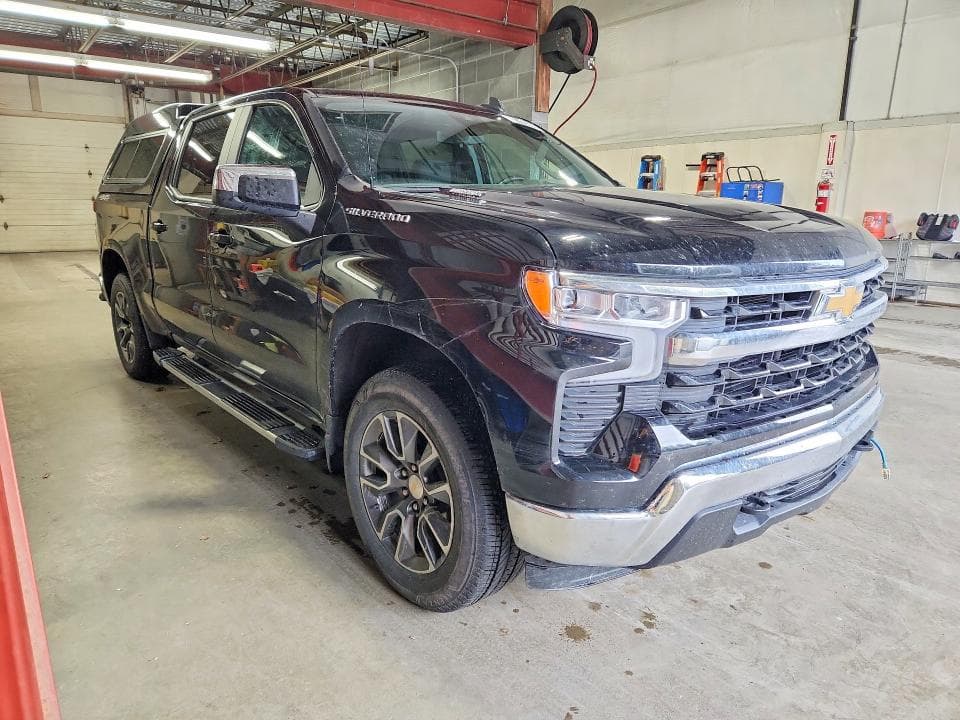 2025 CHEVROLET SILVERADO K1500 LT 4