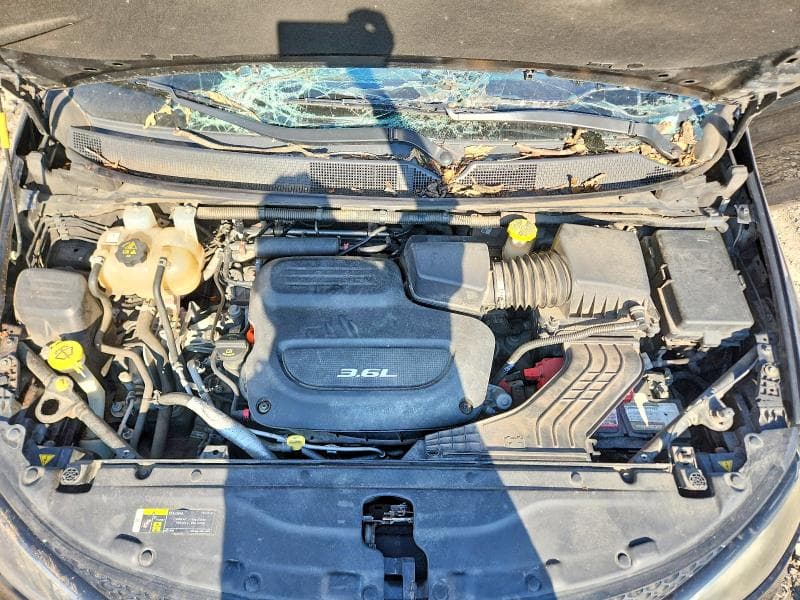 2018 CHRYSLER PACIFICA LIMITED 12