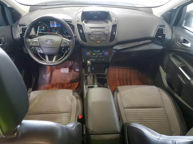 2017 FORD ESCAPE SE 8