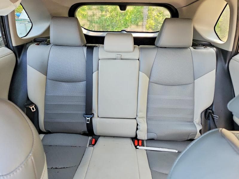 2020 TOYOTA RAV4 LIMITED 10