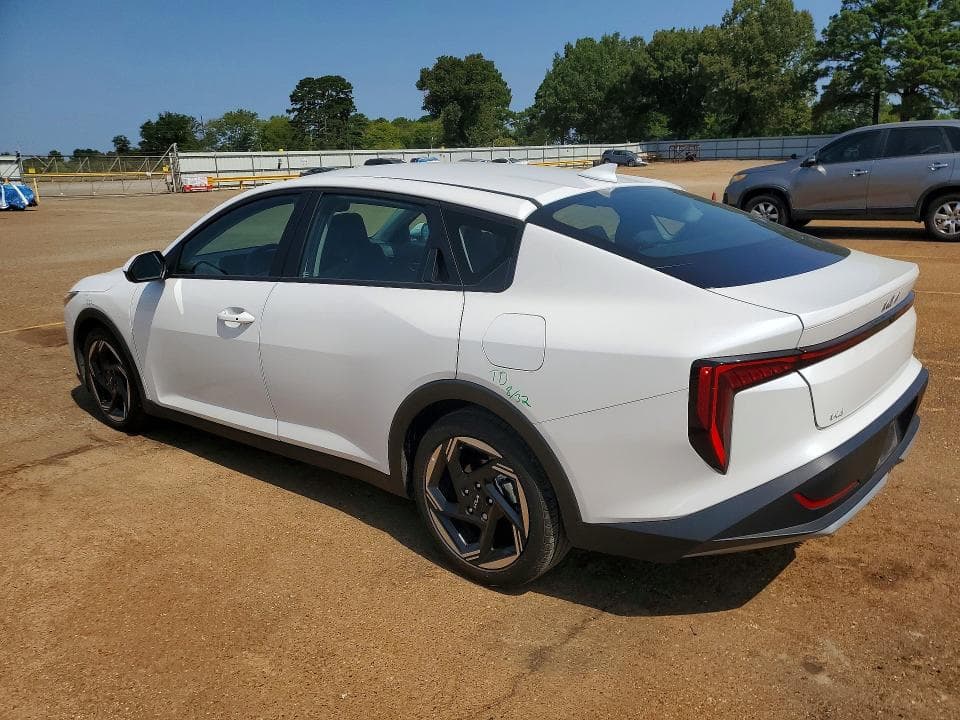 2025 KIA K4 EX 2